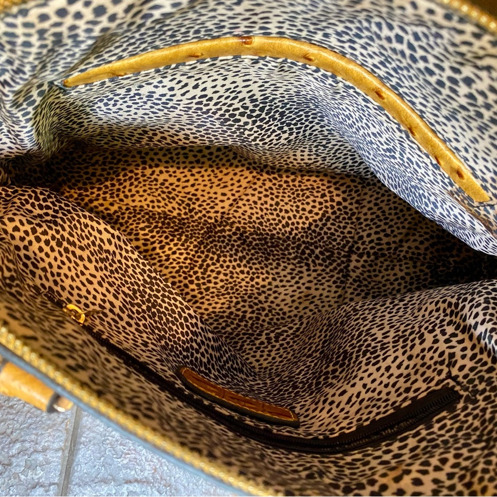 Chic Mustard Faux Leather Satchel - Picture 3 of 4